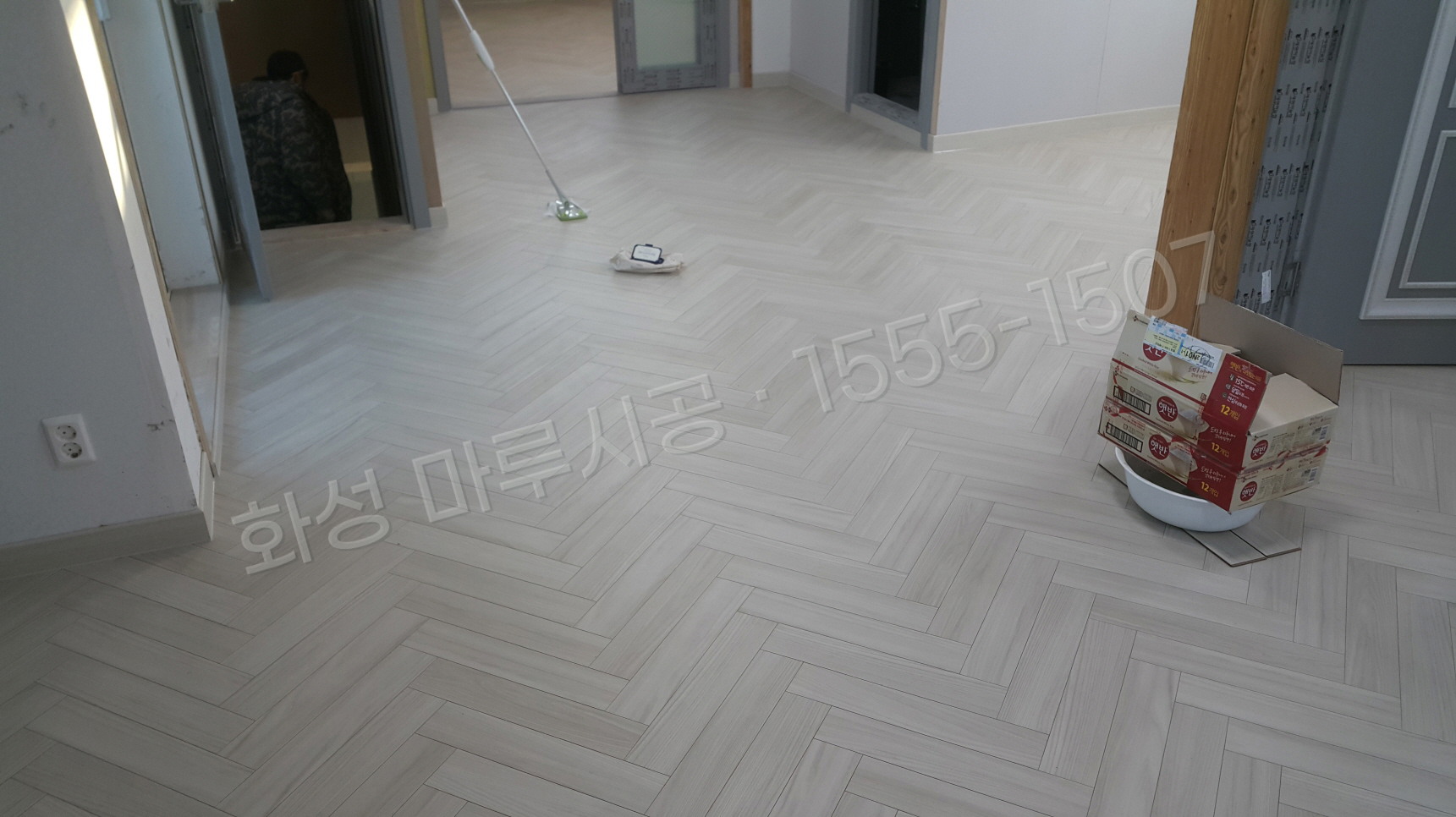 화성 만세구 우정읍 헤링본 한솔 SB 엣지 그레이엘름 바닥공사 마루시공업체 시공 후